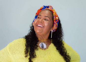 “A essência da mulher negra é a resistência, ancestralidade, poder e sabedoria” – Josineide Dantas